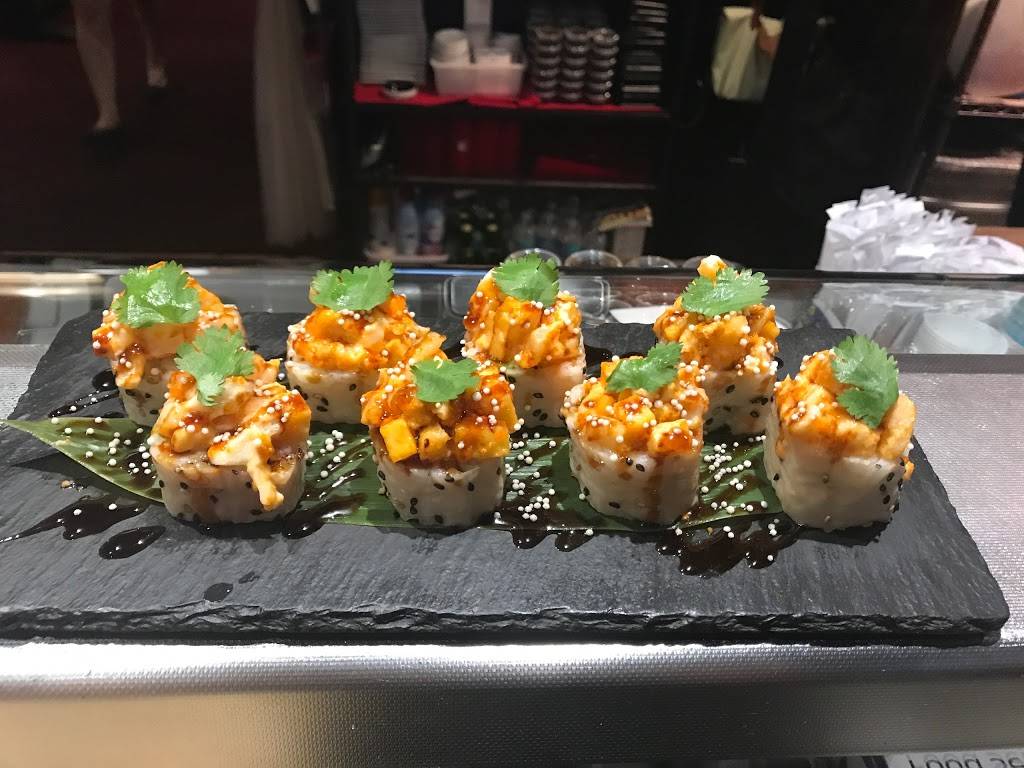 Hamachi Thai and Sushi Restaurant | restaurant | 10288 W Sample Rd, Coral Springs, FL 33065, USA | 9545757900 OR +1 954-575-7900