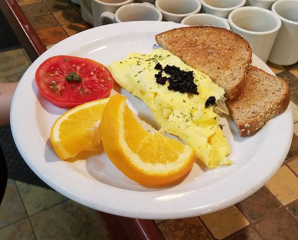 The Tremont | restaurant | 24 W Main St, Marshalltown, IA 50158, USA | 6417549082 OR +1 641-754-9082