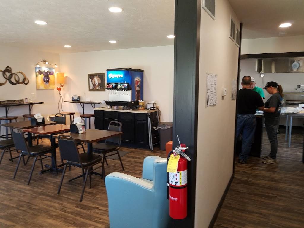 Shipshe Pizza & Mini-Golf, Inc. | restaurant | 145 E North Village Dr, Shipshewana, IN 46565, USA | 2607688060 OR +1 260-768-8060