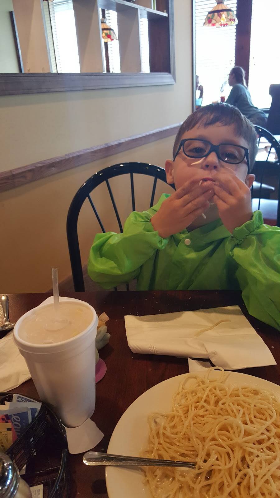 Vinnys Italian Grill & Pizzeria | meal delivery | 4915 Richmond Tappahannock Hwy, Aylett, VA 23009, USA | 8047698822 OR +1 804-769-8822