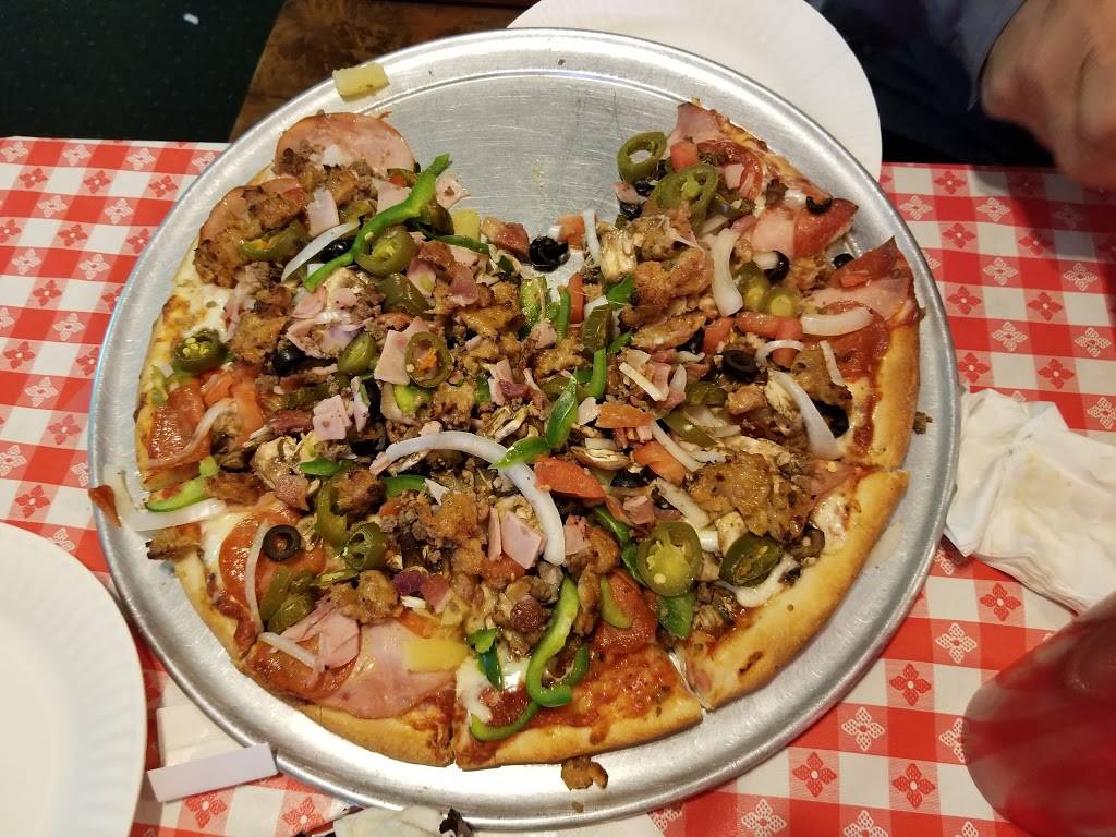 Neos Pizza House | restaurant | 32000 Hilltop Blvd, Running Springs, CA 92382, USA | 9098675373 OR +1 909-867-5373