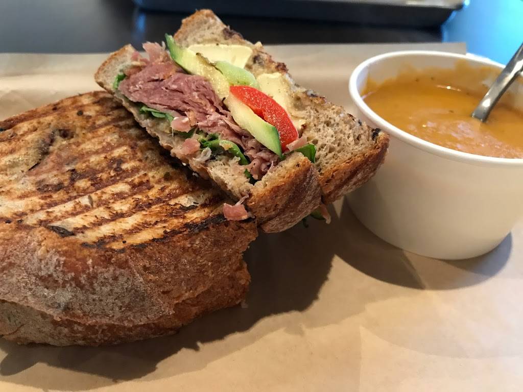 Porta Via | restaurant | 5399 Eglinton Ave W #104, Etobicoke, ON M9C 5K6, Canada | 4166226842 OR +1 416-622-6842