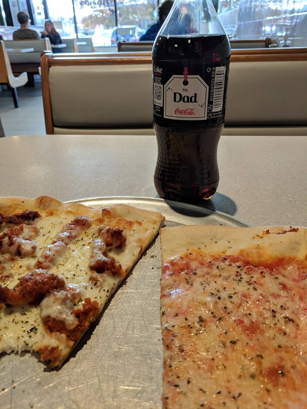 Florios Restaurant & Pizzeria | restaurant | 37 Gill Ln, Iselin, NJ 08830, USA | 7322833444 OR +1 732-283-3444