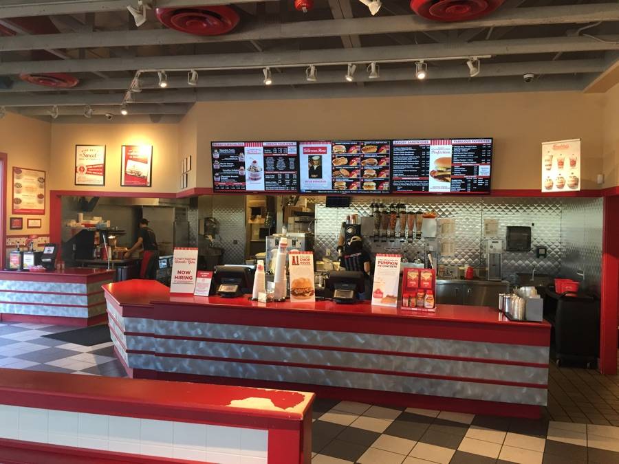 Freddys Frozen Custard & Steakburgers | restaurant | 3476 W Frye Rd, Chandler, AZ 85226, USA | 4808578815 OR +1 480-857-8815