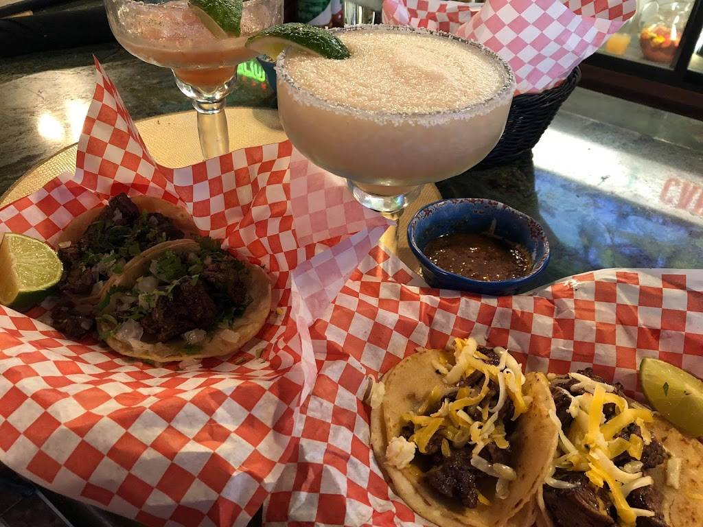 Renes Cowgirl Cantina | restaurant | 42072 5th St, Temecula, CA 92590, USA | 9516954444 OR +1 951-695-4444