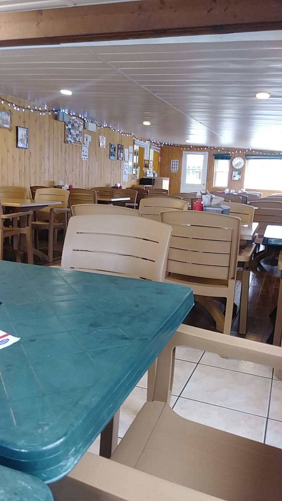 Casse-Croûte Patalou | restaurant | 237 Rue Principale, Plaisance, QC J0V 1S0, Canada | 8194275884 OR +1 819-427-5884