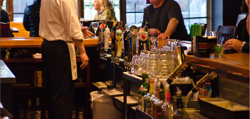 Beggars Banquet | restaurant | 218 Abbot Rd, East Lansing, MI 48823, USA | 5173514540 OR +1 517-351-4540