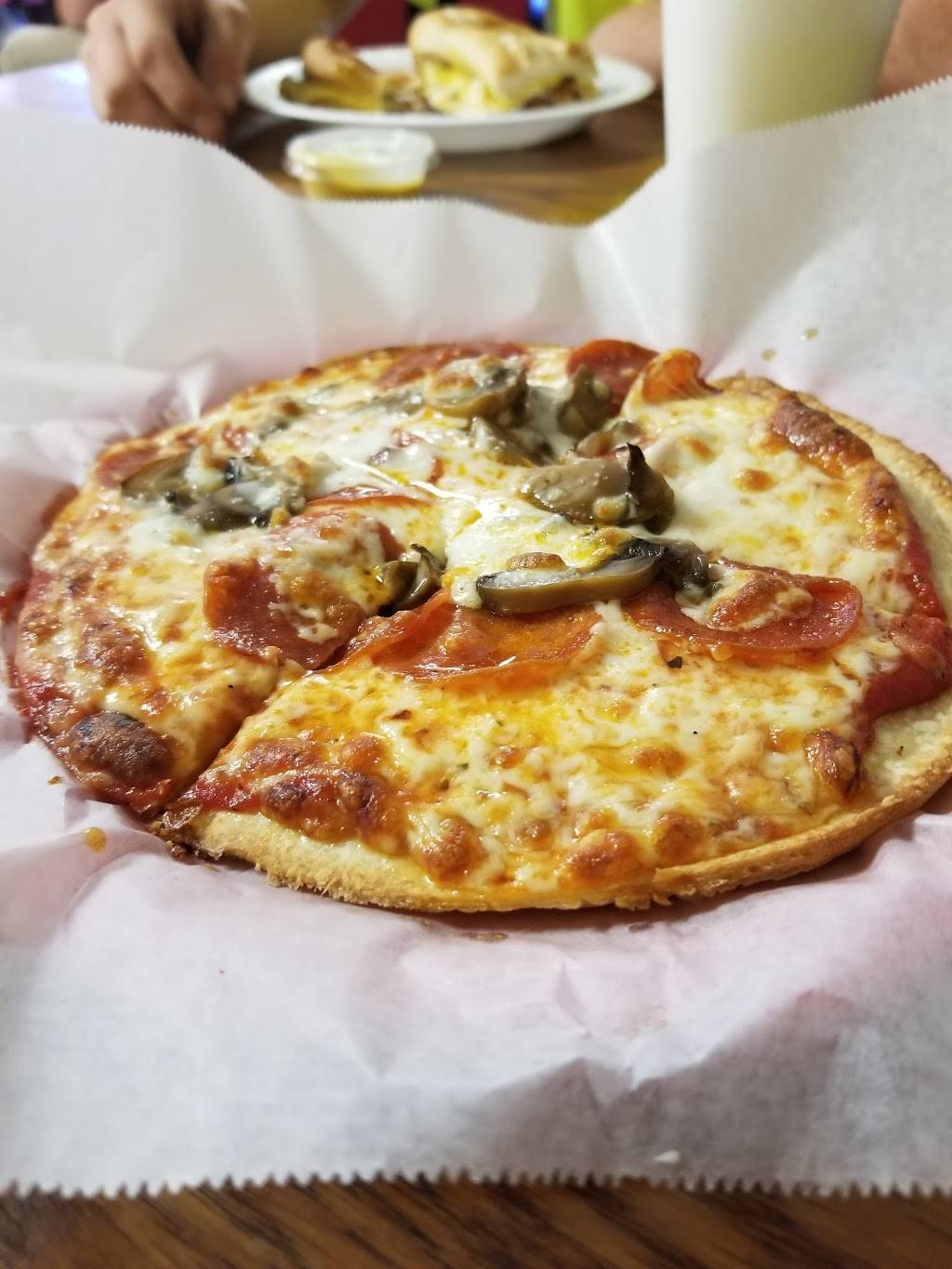 Three Guys Subs & Pies | restaurant | 2903 4th Ave, Conway, SC 29527, USA | 8432488004 OR +1 843-248-8004