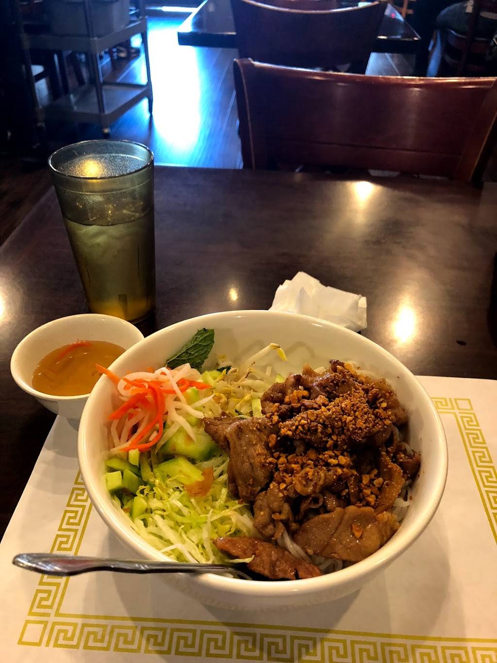 Pho 22 | restaurant | 2230 Honolulu Ave, Glendale, CA 91208, USA | 8189572121 OR +1 818-957-2121