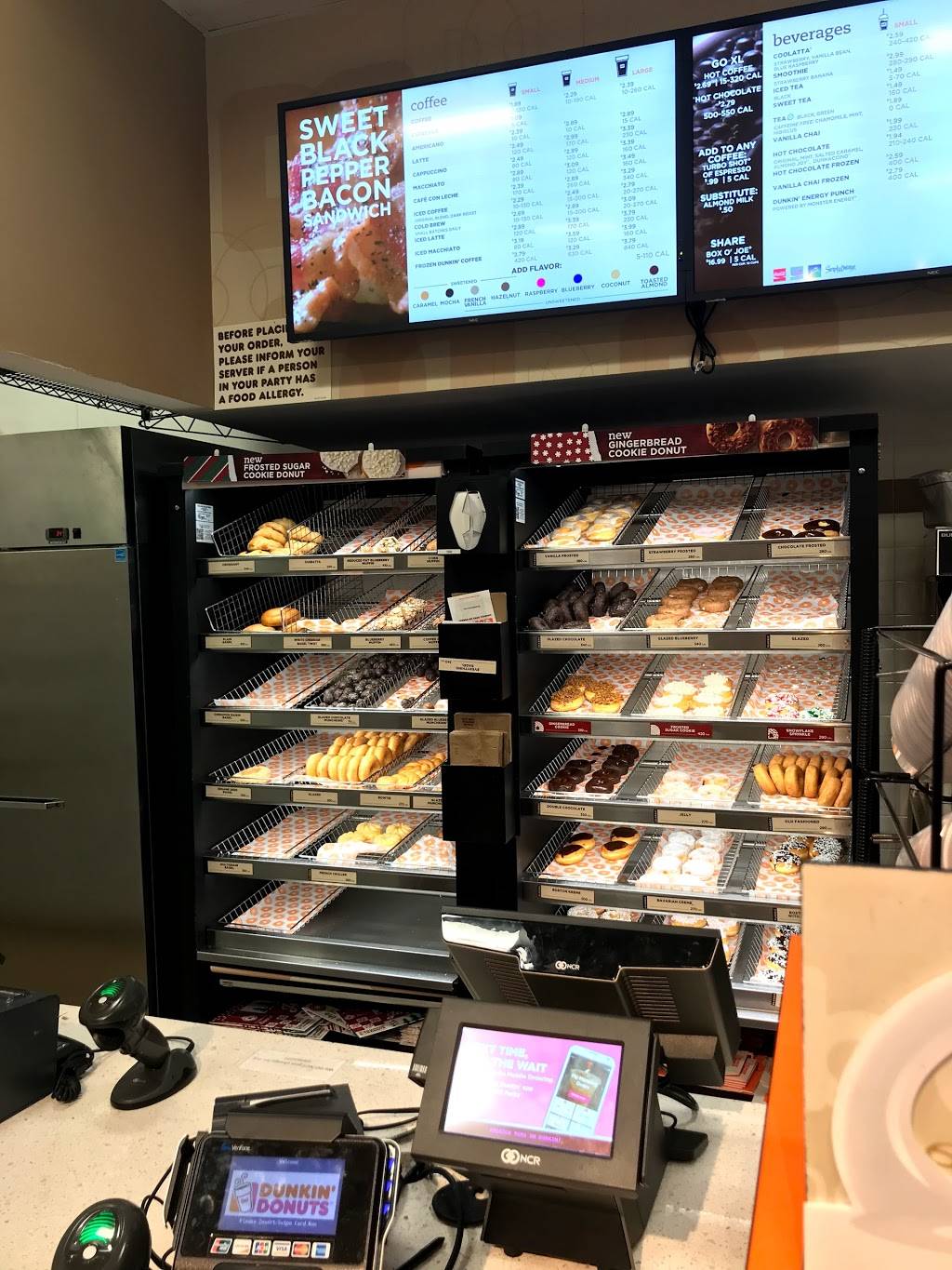 Dunkin | bakery | 486 N Orange Ave Suite 5, Orlando, FL 32801, USA | 4076747385 OR +1 407-674-7385