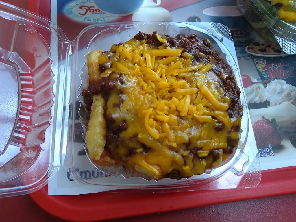 Fosters Freeze | restaurant | 5420 N Blackstone Ave, Fresno, CA 93710, USA | 5592612678 OR +1 559-261-2678