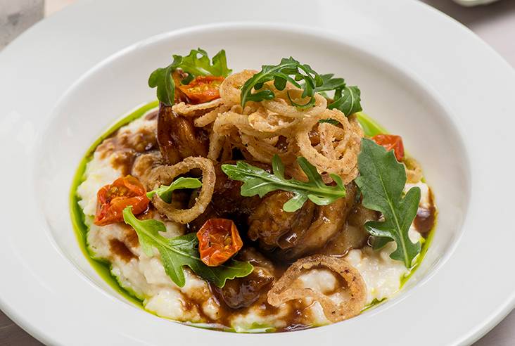 The Pine Room | restaurant | 6325 River Rd, Harrods Creek, KY 40027, USA | 5025284422 OR +1 502-528-4422