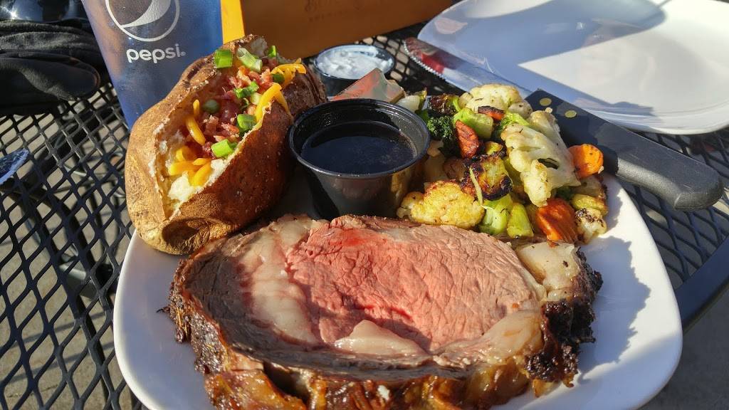 Sals Angus Grill | restaurant | 12010 Keystone Ave N, Stillwater, MN 55082, USA | 6514396625 OR +1 651-439-6625