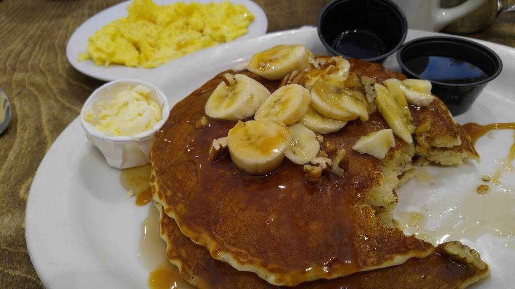 The Egg House | restaurant | 1470 E Los Angeles Ave, Simi Valley, CA 93065, USA | 8055263305 OR +1 805-526-3305