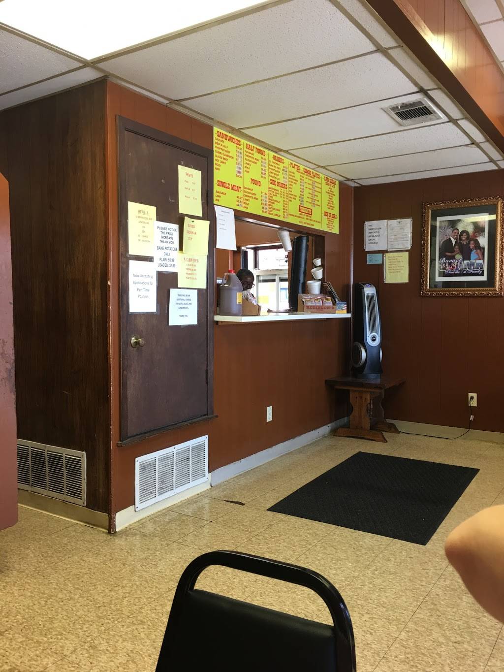 Robinsons Barbeque | restaurant | 1028 E Berry St, Fort Worth, TX 76110, USA | 8179241009 OR +1 817-924-1009