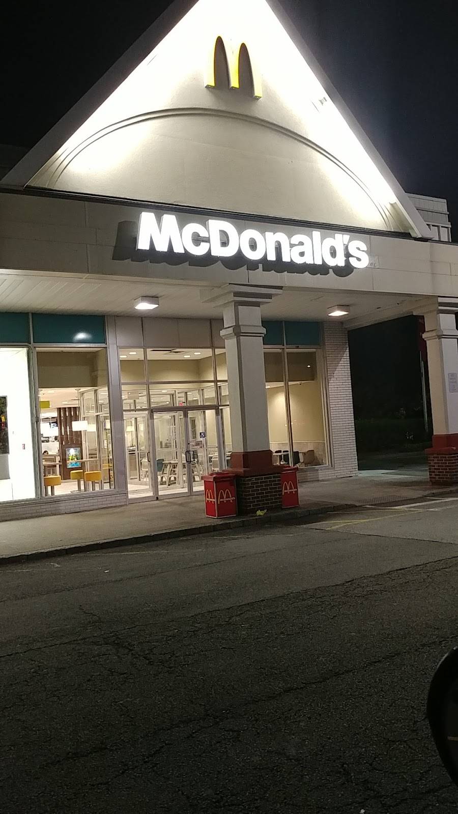 McDonalds | cafe | 214 S Highland Ave, Ossining, NY 10562, USA | 9147629141 OR +1 914-762-9141