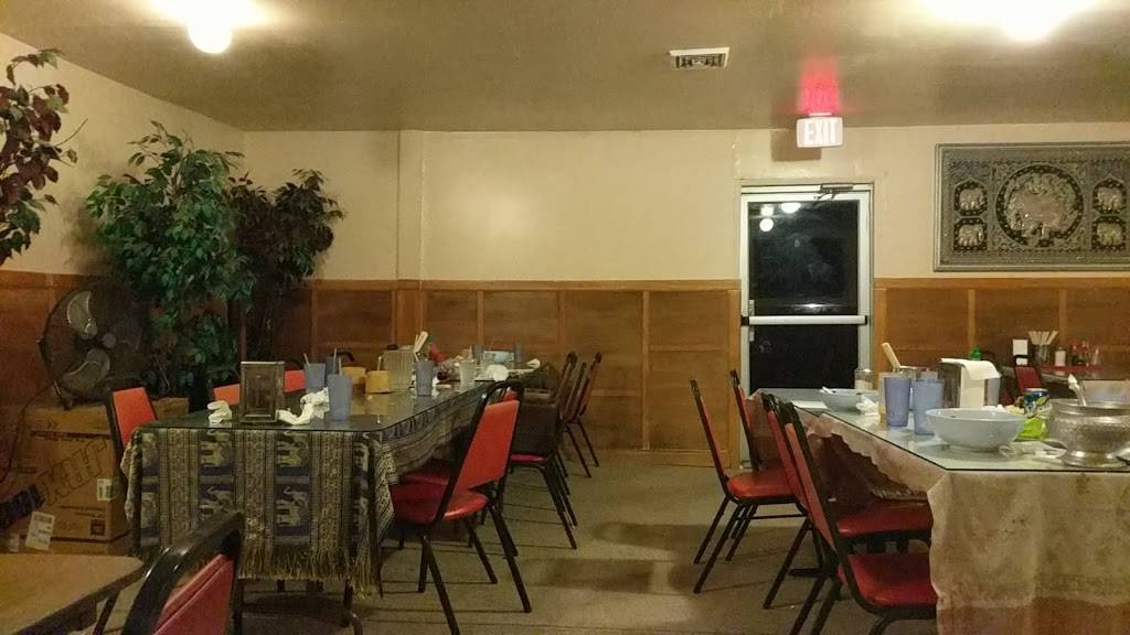 Houakhong | restaurant | 85 E 13th St, Merced, CA 95341, USA | 2097225541 OR +1 209-722-5541