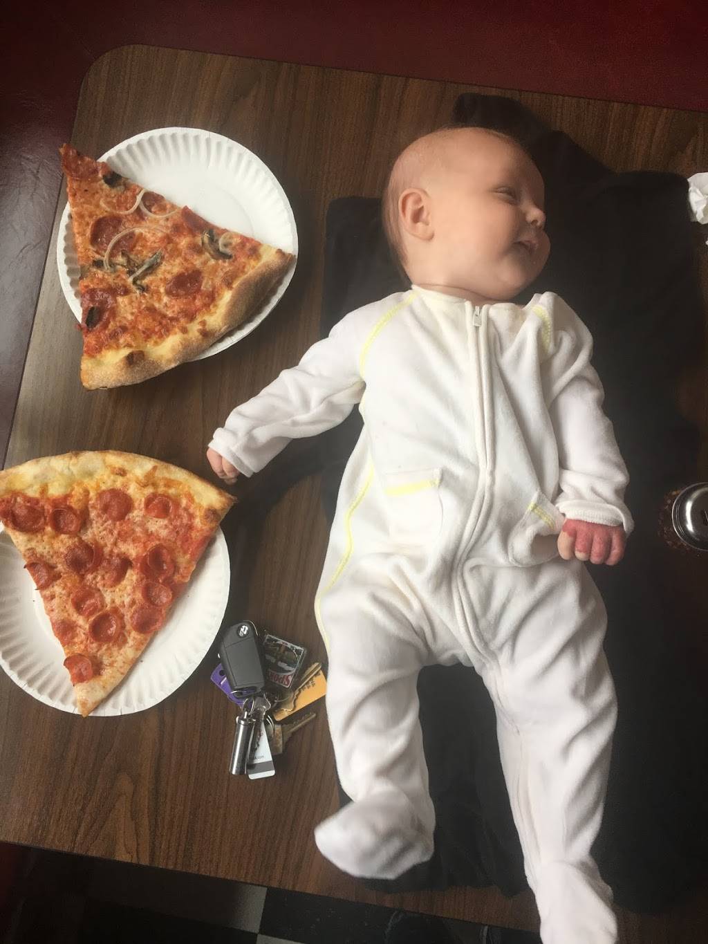 O Sole Mio | restaurant | 17607 Vashon Hwy SW, Vashon, WA 98070, USA | 2064087826 OR +1 206-408-7826