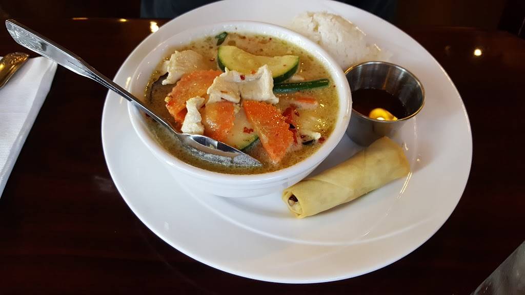 Thai Basil Signature | restaurant | 4221 E Chandler Blvd #106, Phoenix, AZ 85048, USA | 4807046013 OR +1 480-704-6013