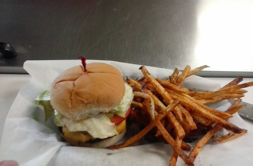 Old Bill Baileys | restaurant | 200 Harrison Ave, Lancaster, OH 43130, USA | 7406875066 OR +1 740-687-5066