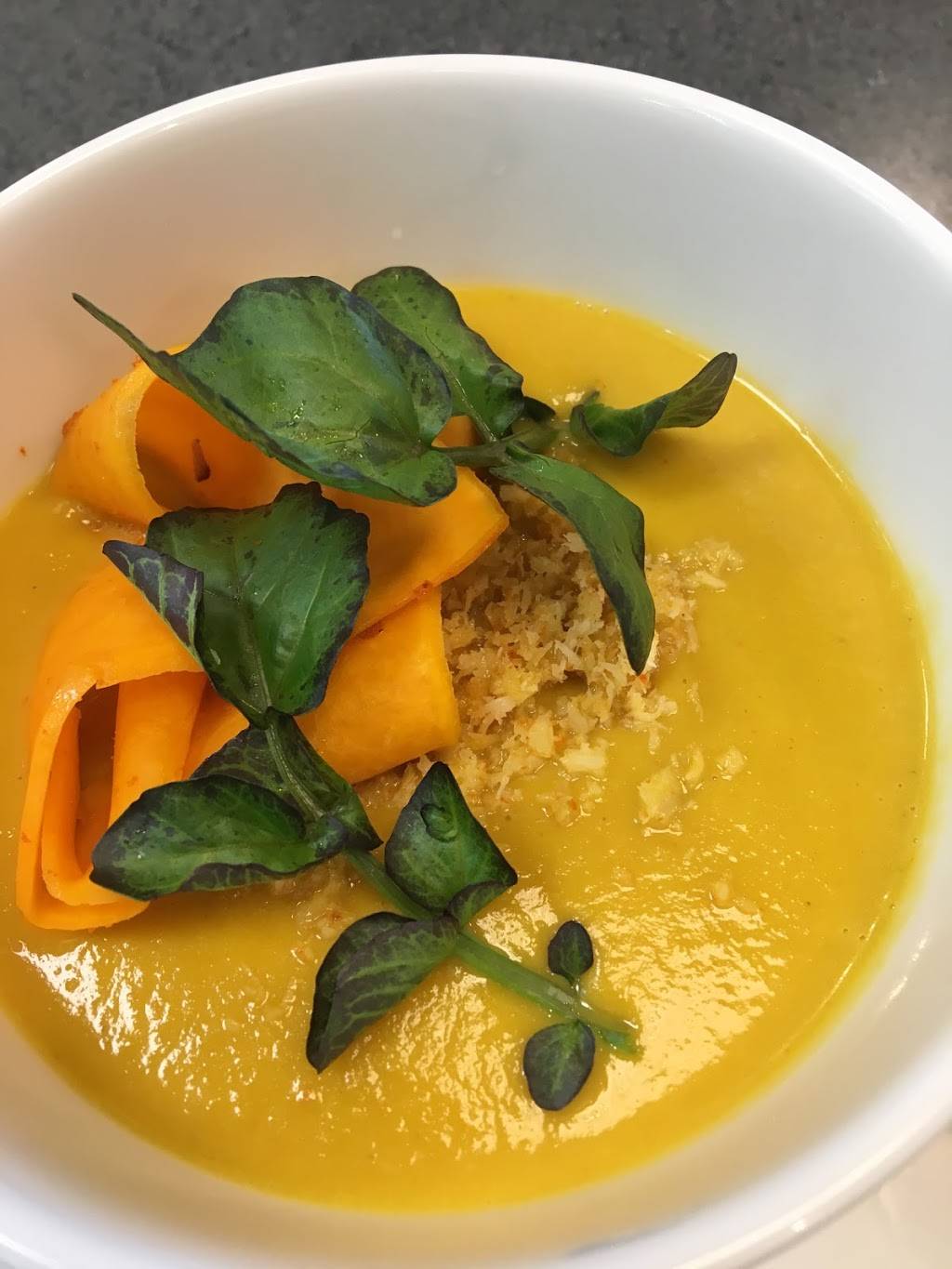 White Envelope Arepa Bar | restaurant | R. House, 301 W 29th St Suite 1006, Baltimore, MD 21211, USA | 4436811906 OR +1 443-681-1906