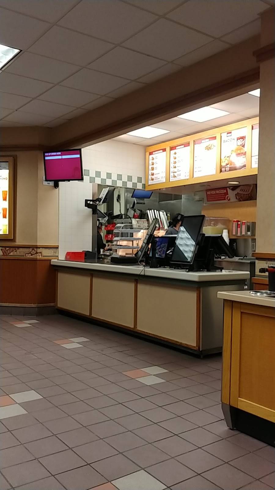 Wendys | restaurant | 2485 S University Blvd, Denver, CO 80210, USA | 7205707921 OR +1 720-570-7921