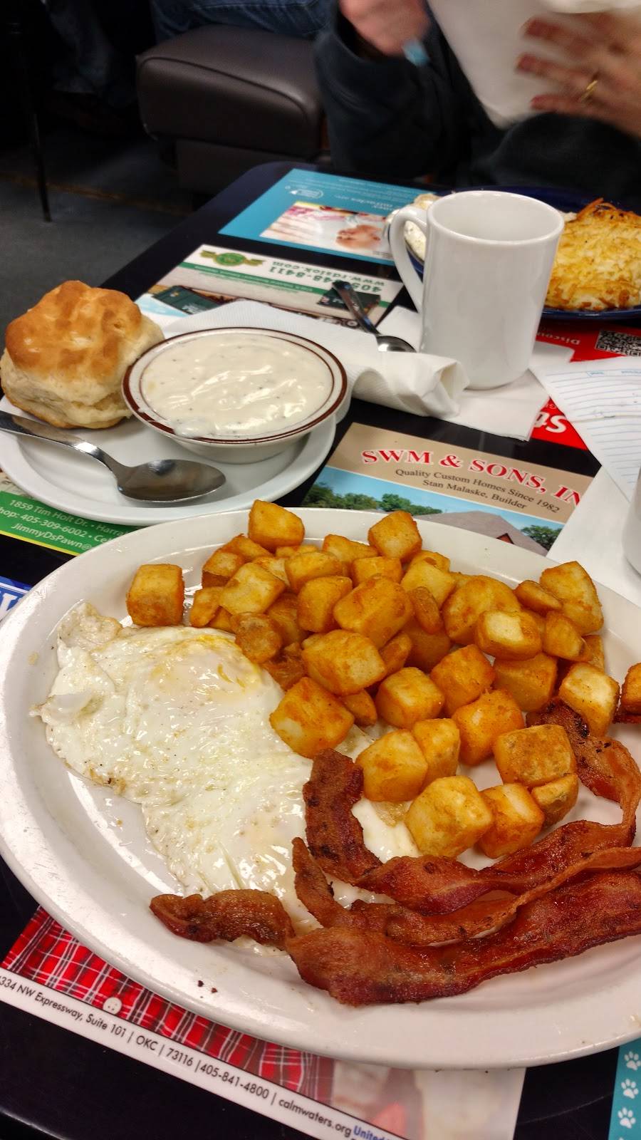 Harleys Cafe | restaurant | 14013 NE 23rd St, Choctaw, OK 73020, USA | 4053904700 OR +1 405-390-4700