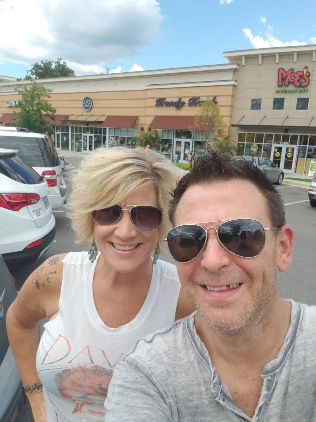 Moes Southwest Grill | restaurant | 217 Indian Lake Blvd, Hendersonville, TN 37075, USA | 6156862360 OR +1 615-686-2360