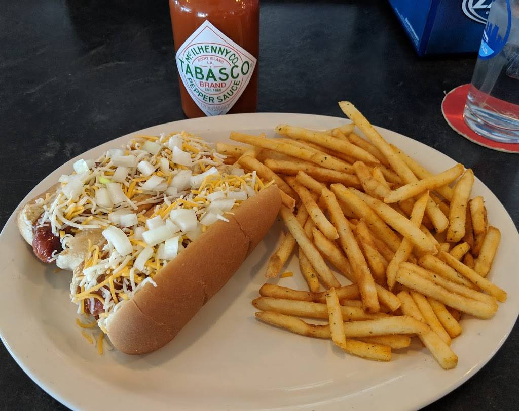 Bert & Dens Grille | restaurant | 4200 S East St #6, Indianapolis, IN 46227, USA | 3177807001 OR +1 317-780-7001