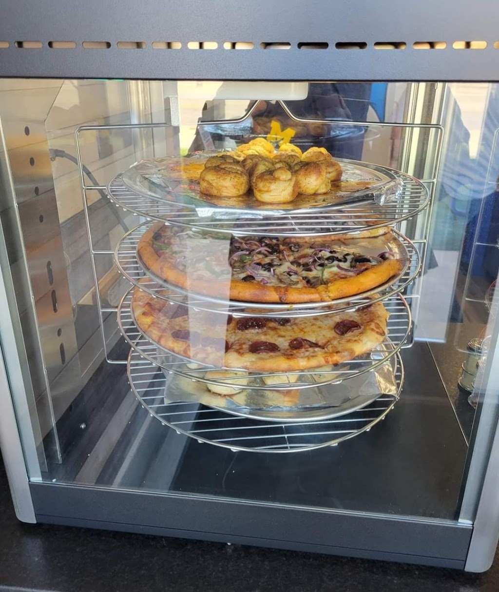 Chesters Chicken and Bambinos Pizza | restaurant | 13003 Michigan Ave, Dearborn, MI 48126, USA | 3137897961 OR +1 313-789-7961