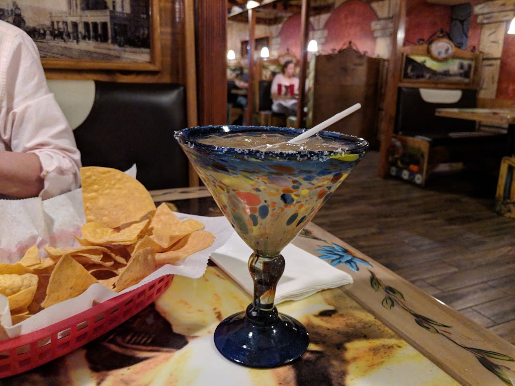 El Rancherito Mexican Restaurant | restaurant | 307 N 36th St #213, Quincy, IL 62301, USA | 2172282182 OR +1 217-228-2182