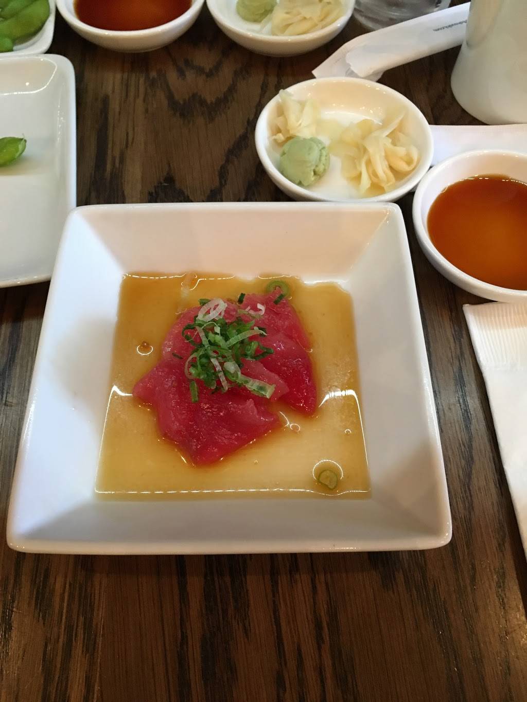 SUGARFISH | restaurant | 1345 2nd St, Santa Monica, CA 90401, USA | 3103933338 OR +1 310-393-3338