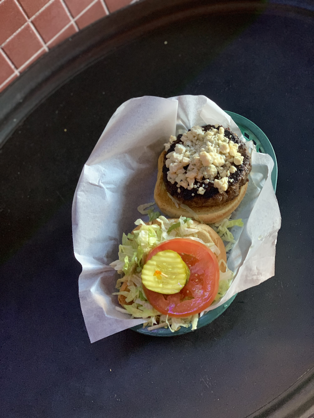 Gator Jakes Bar & Grill | restaurant | 36863 Van Dyke Ave, Sterling Heights, MI 48312, USA | 5869833700 OR +1 586-983-3700