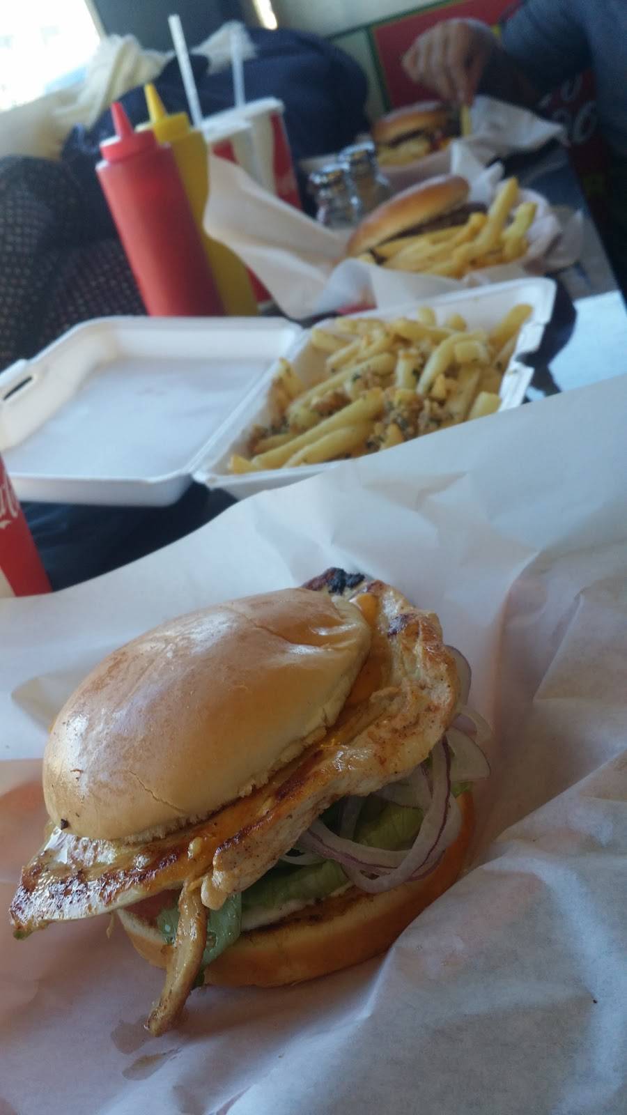 Phila Burger Station | meal takeaway | 1100 23rd St, Richmond, CA 94804, USA | 5102341445 OR +1 510-234-1445