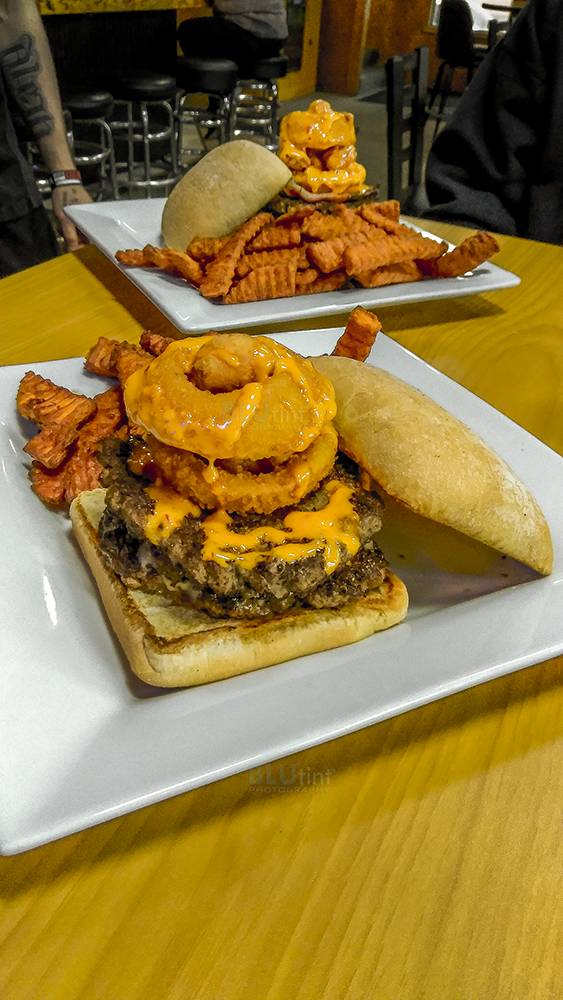 Stampedes Sports Bar & Grill | meal delivery | 125 1st St SE, Mason City, IA 50401, USA | 6412433700 OR +1 641-243-3700