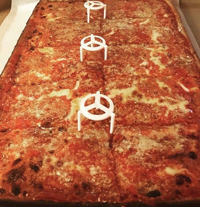 Rosa 2 Pizzeria | restaurant | 75-59 Metropolitan Ave #1, Middle Village, NY 11379, USA | 7188944707 OR +1 718-894-4707