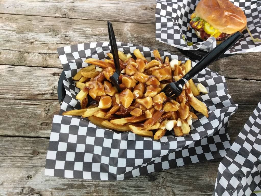 Jack Burger Pub | restaurant | 45 Duke St W, Kitchener, ON N2H 3W6, Canada | 5197442644 OR +1 519-744-2644