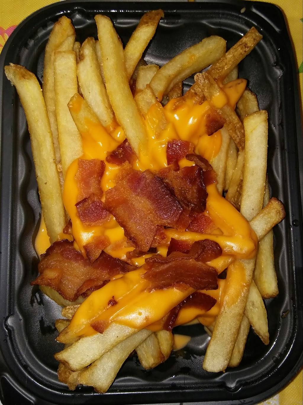 Wendys - Closed Temporarily | restaurant | 2070 S Federal Blvd, Denver, CO 80219, USA | 3039365701 OR +1 303-936-5701