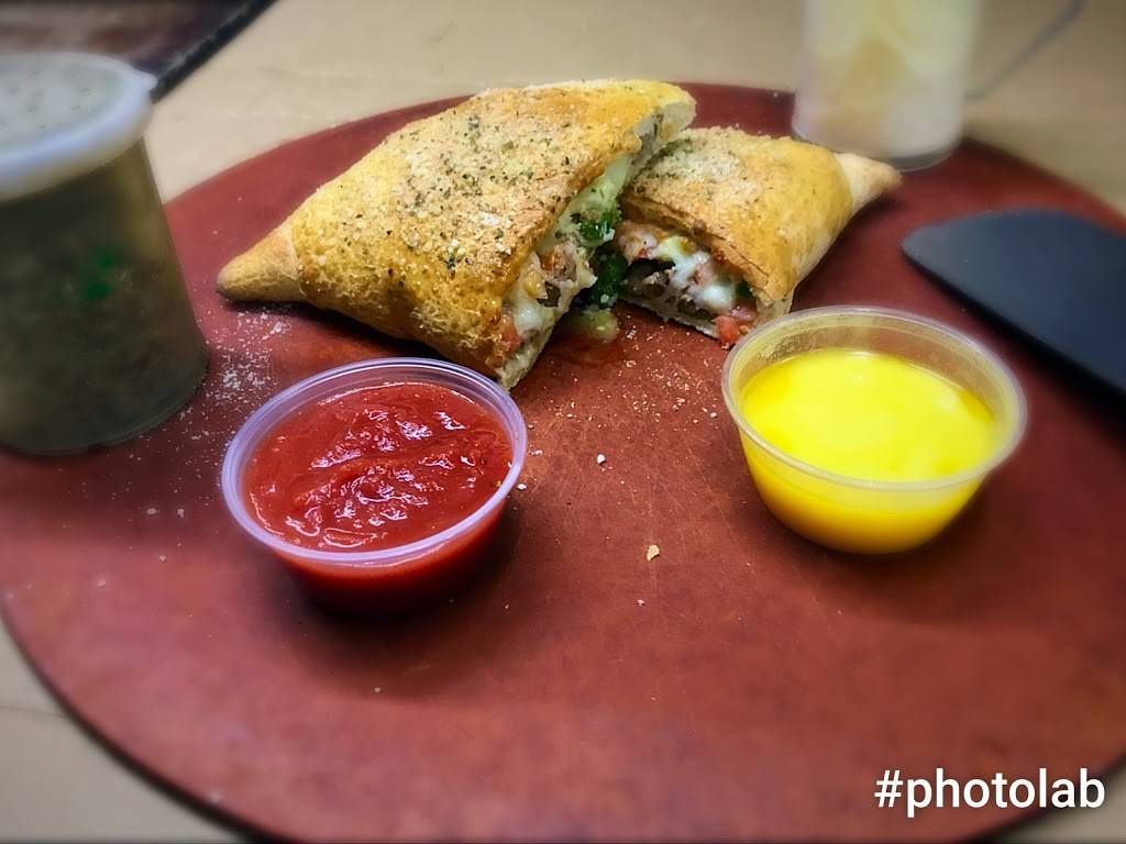 Georgios Oven Fresh Pizza Co | restaurant | 777 S Broadway, Geneva, OH 44041, USA | 4404664000 OR +1 440-466-4000