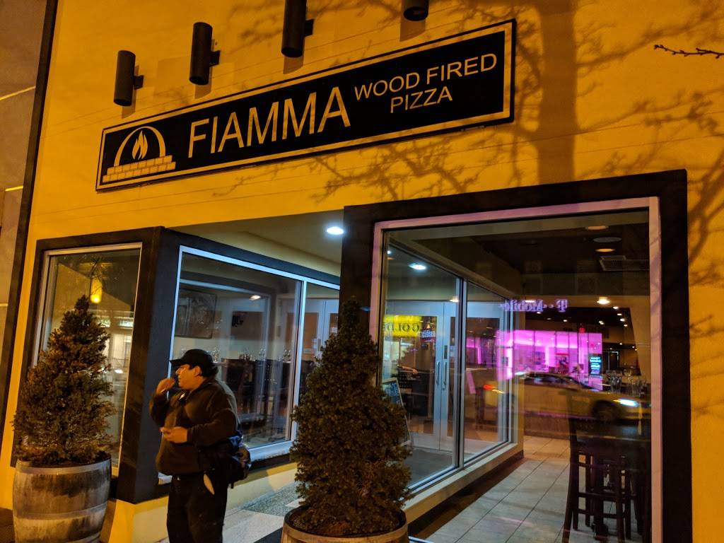 Fiamma Wood Fired Pizza | restaurant | 558 Bloomfield Ave, Montclair, NJ 07042, USA | 8623334135 OR +1 862-333-4135