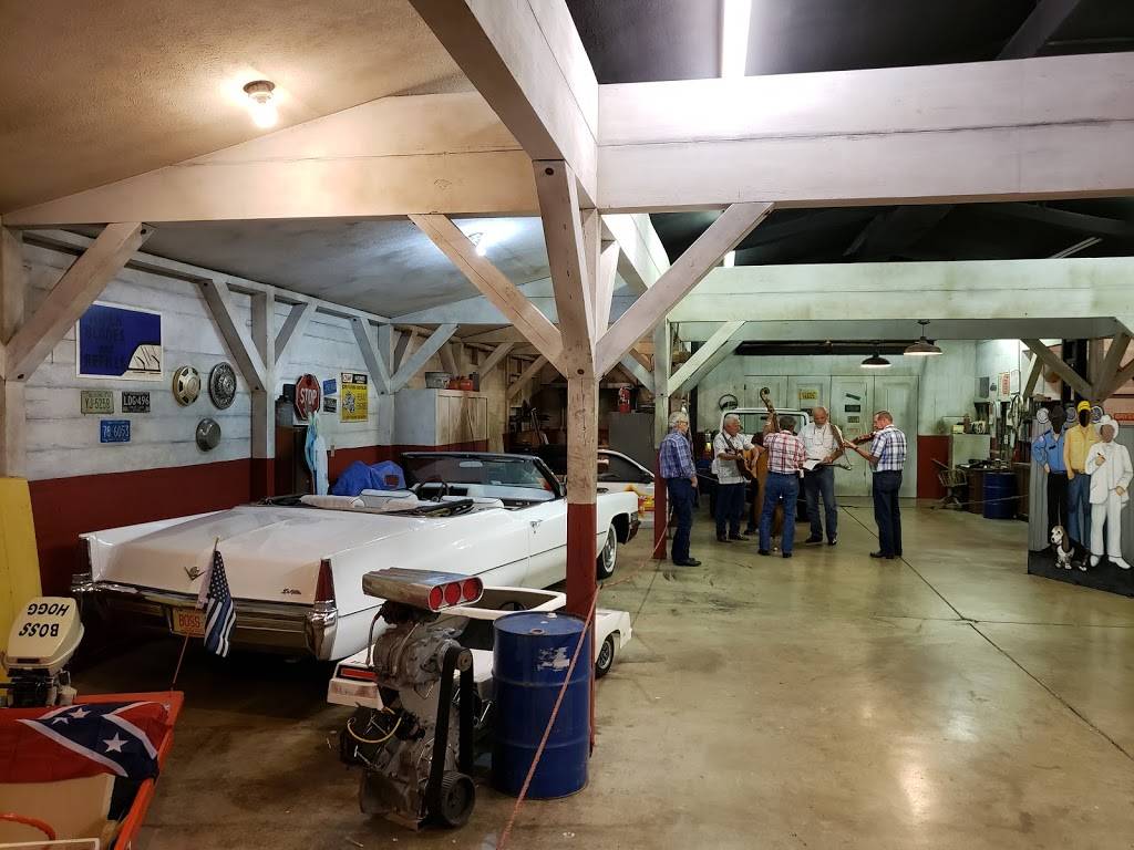 Daisys Diner at Cooters in Luray | restaurant | 4768 US-211 Suite B, Luray, VA 22835, USA | 5408432515 OR +1 540-843-2515