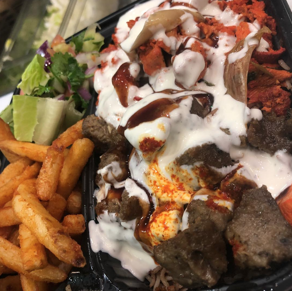 Halal Munchies | restaurant | 705 N Newbridge Rd, Levittown, NY 11756, USA | 5164330954 OR +1 516-433-0954