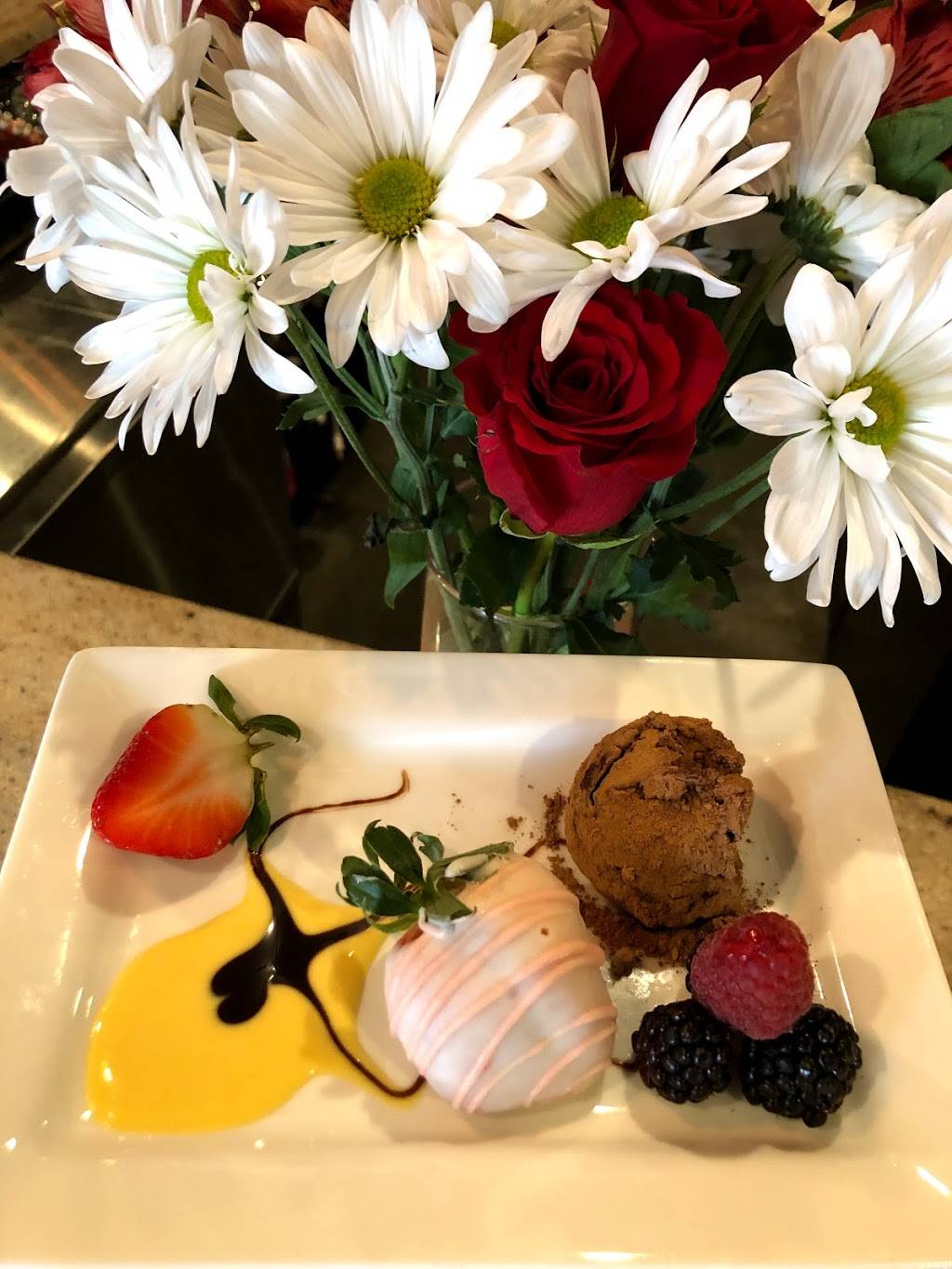 Water into Wine, Bistro & Lounge | night club | 607 N Campbell Station Rd, Knoxville, TN 37934, USA | 8653921586 OR +1 865-392-1586