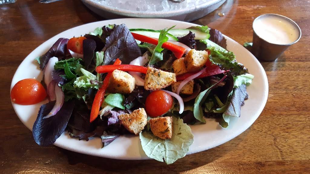 Dan’s Carriage Inn & Saloon | night club | 1065 Tower Hill Rd, North Kingstown, RI 02852, USA | 4012940466 OR +1 401-294-0466