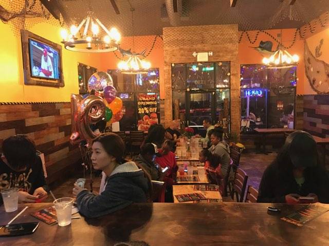 The King Crab Shack | restaurant | 1330 E Brady St, Milwaukee, WI 53202, USA | 4142104287 OR +1 414-210-4287