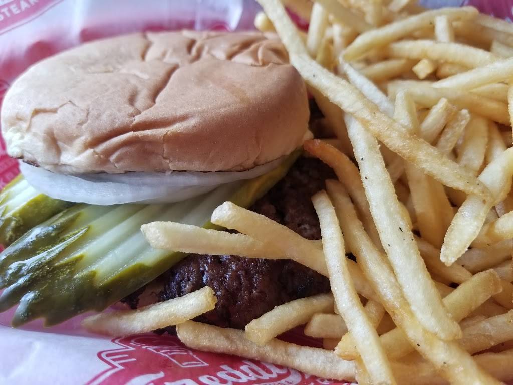 Freddys Frozen Custard & Steakburgers | restaurant | 7376 52nd Pl E, Bradenton, FL 34203, USA | 9417551982 OR +1 941-755-1982