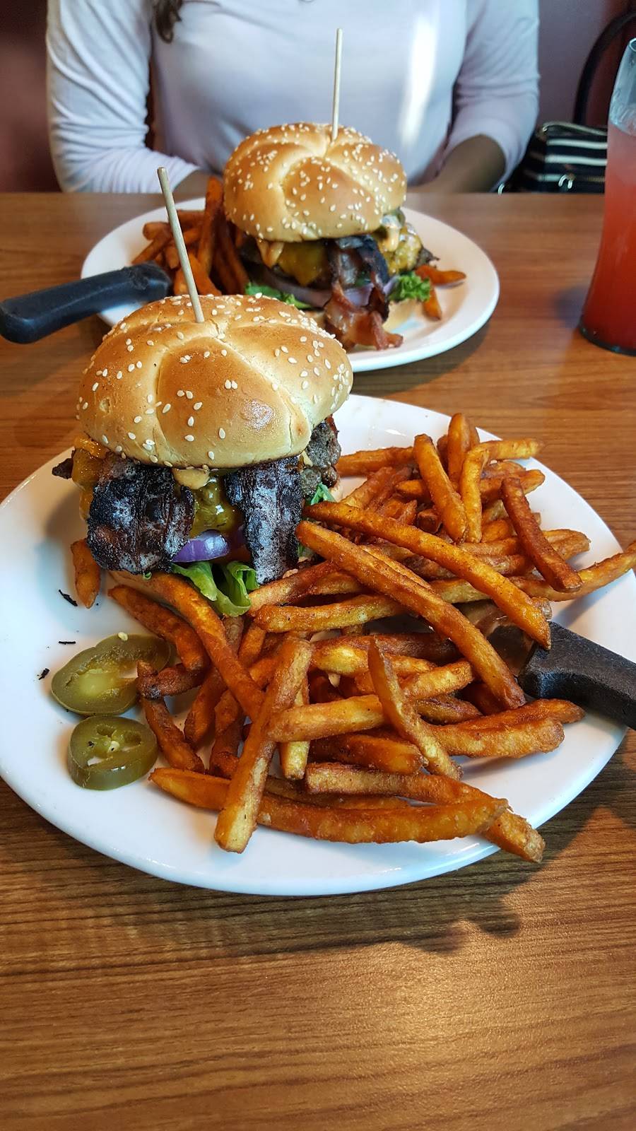 Dennys | restaurant | 2005 E Katella Ave, Anaheim, CA 92806, USA | 7146341174 OR +1 714-634-1174