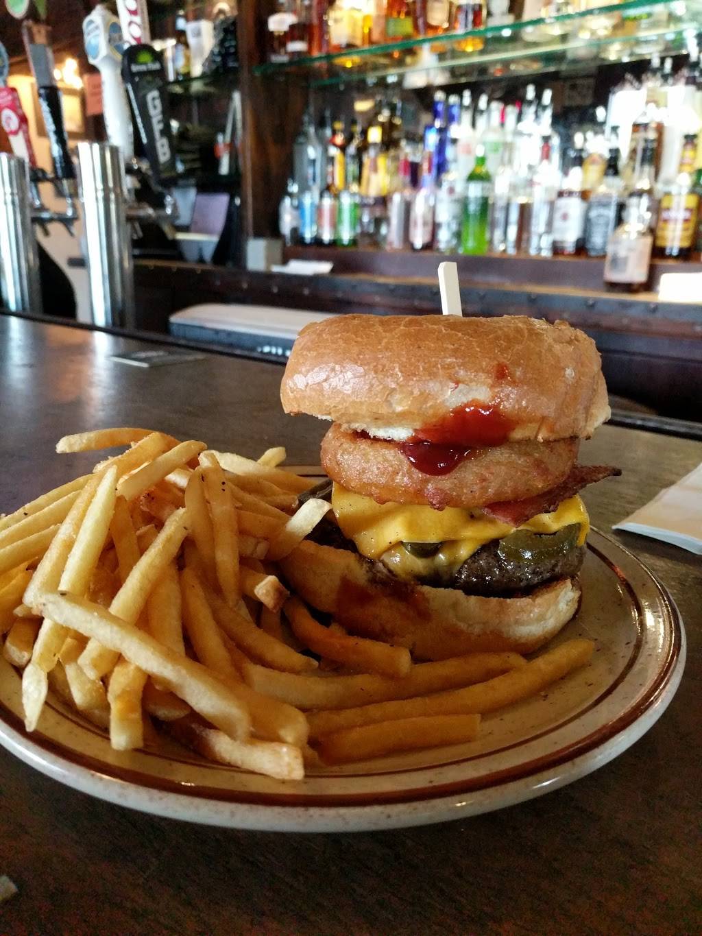 19th Hole | restaurant | 7071 Airline Hwy, Tres Pinos, CA 95075, USA | 8316280100 OR +1 831-628-0100