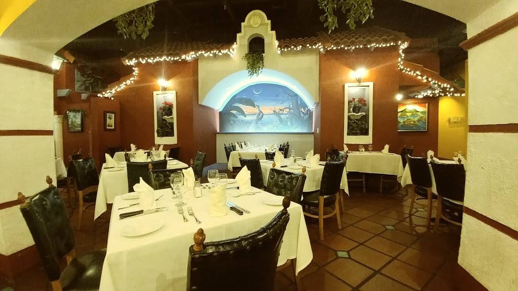 El Novillo | restaurant | 6830 SW 40th St, Miami, FL 33155, USA | 3052848417 OR +1 305-284-8417