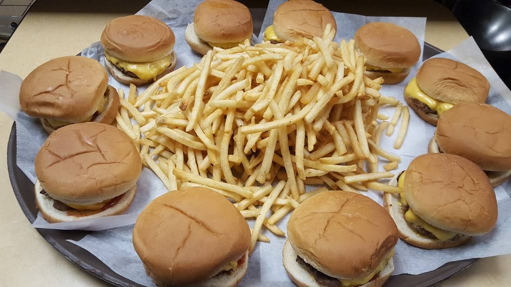 Chill-N-Grill | restaurant | 2810 Ashley Phosphate Rd A1, North Charleston, SC 29418, USA | 8437893655 OR +1 843-789-3655